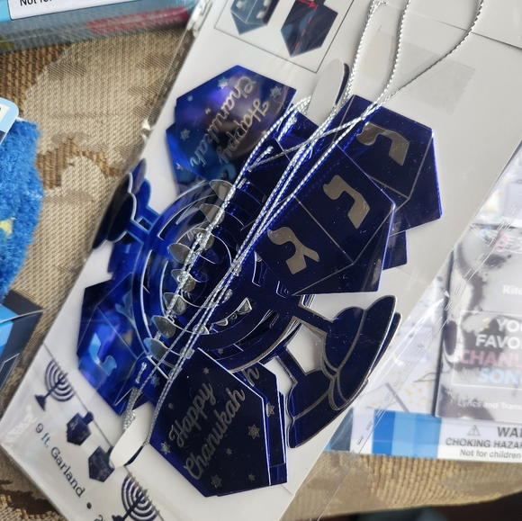 Hanukkah decoration bundle - Picture 5 of 14